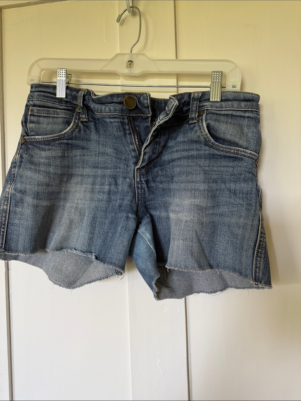 Kut from the Kloth Women's Washed Blue Denim Cutoff Shorts